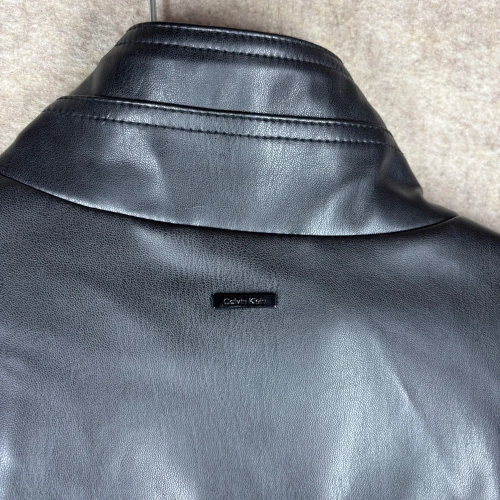 Calvin Klein calvin klein